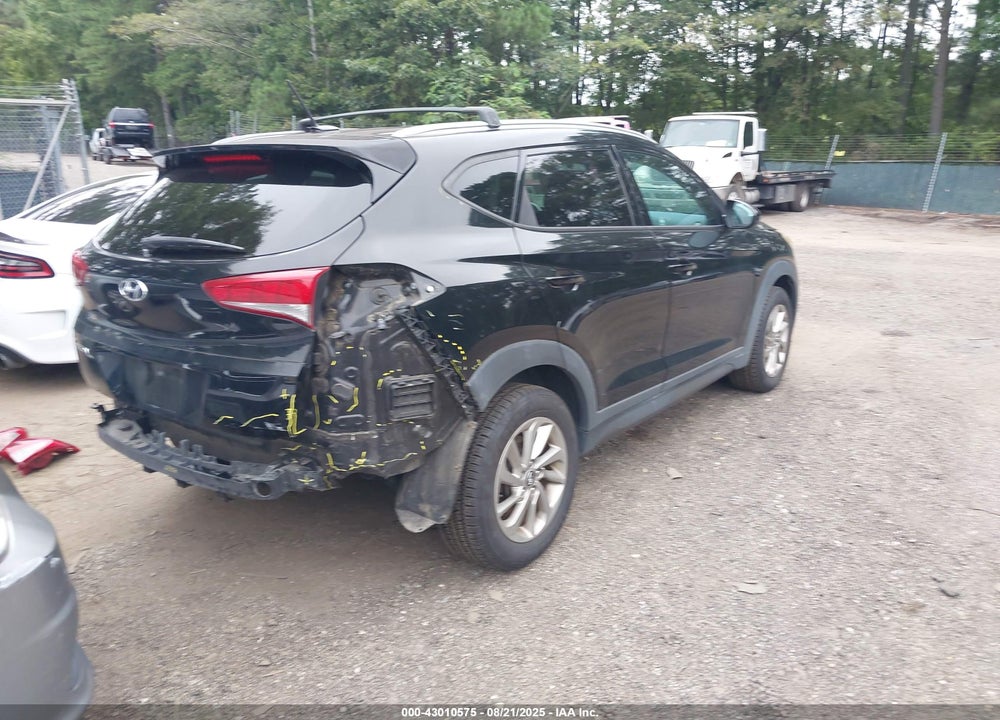 2016 HYUNDAI TUCSON VIN: KM8J33A45GU196014