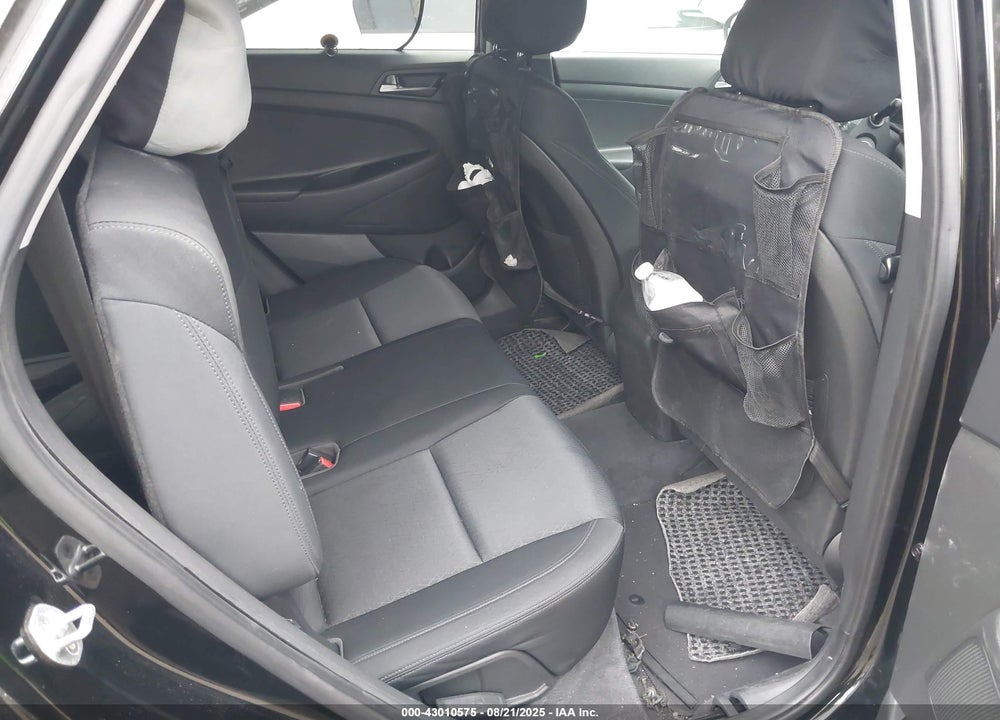 2016 HYUNDAI TUCSON VIN: KM8J33A45GU196014