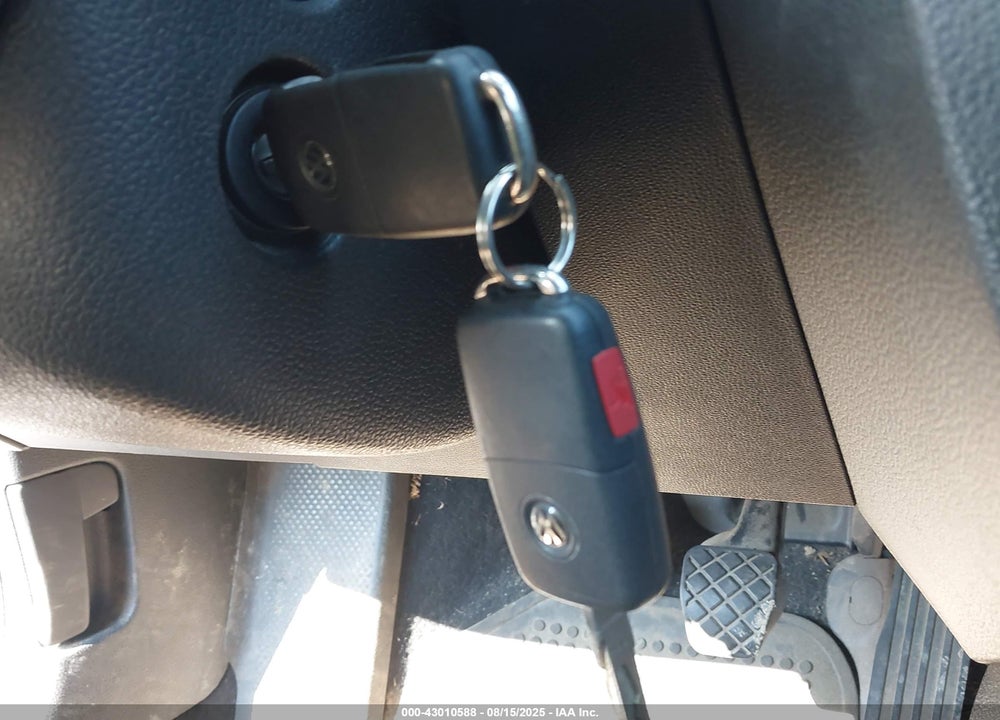 2012 VOLKSWAGEN JETTA VIN: 3VW1K7AJ4CM305773