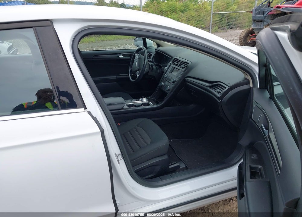 2018 FORD FUSION VIN: 3FA6P0G79JR222715