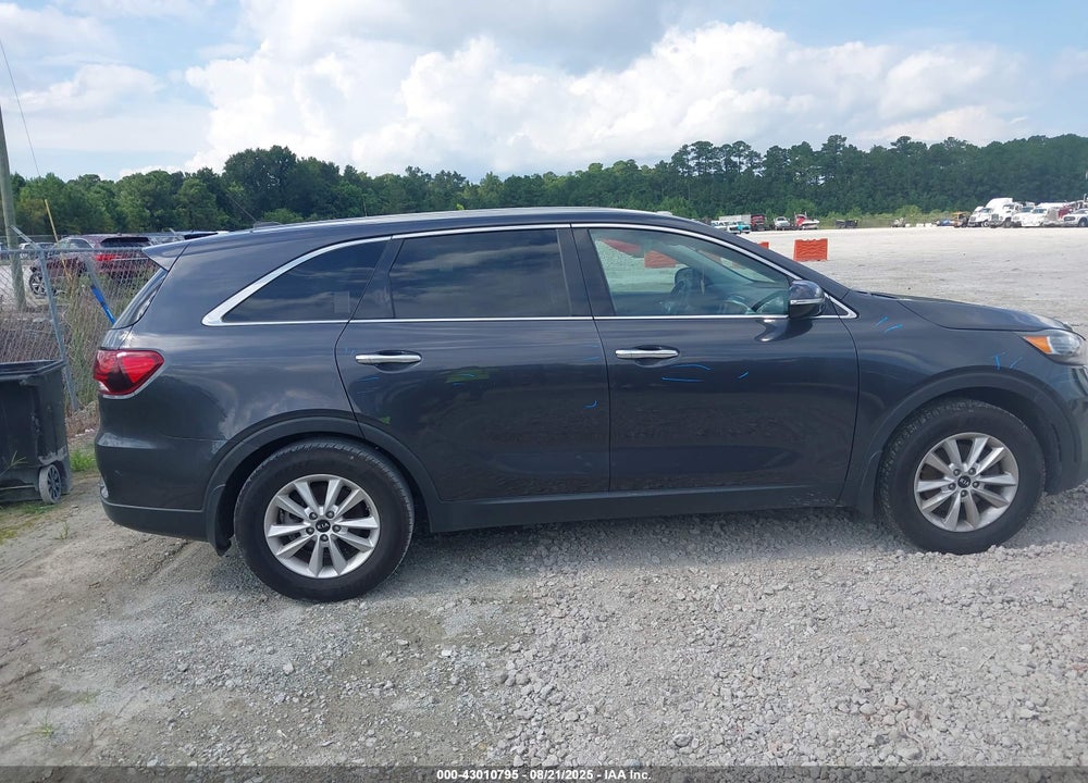 2019 KIA SORENTO VIN: 5XYPG4A34KG509466