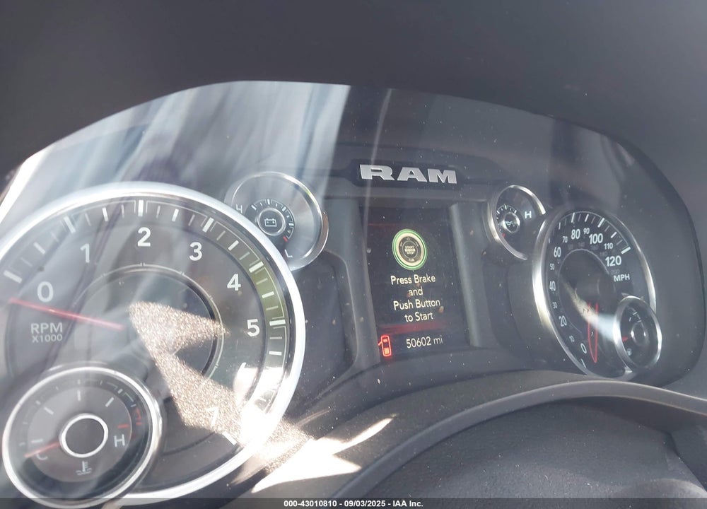 2021 RAM 1500 VIN: 1C6RREBT3MN708986