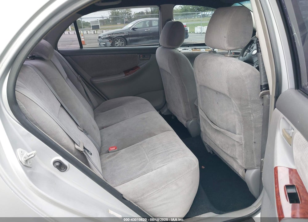 2005 TOYOTA COROLLA LE VIN: JTDBR32E252053576