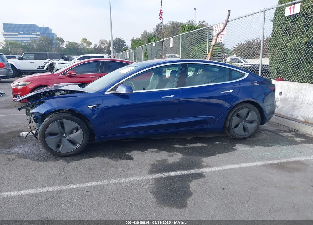 2018 TESLA MODEL 3 VIN: 5YJ3E1EB5JF130776