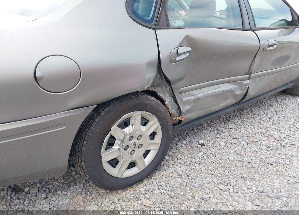 2004 FORD TAURUS LX VIN: 1FAFP52U34A185217