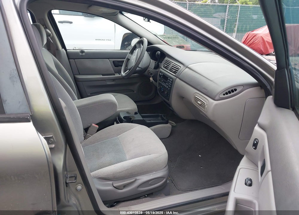 2004 FORD TAURUS LX VIN: 1FAFP52U34A185217