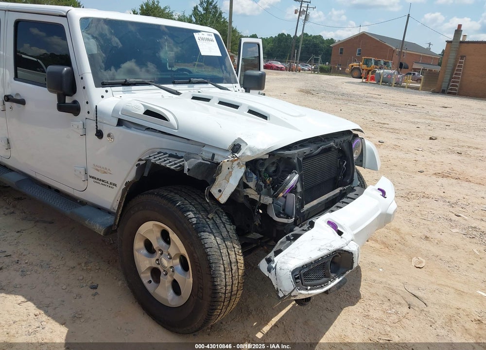 2014 JEEP WRANGLER UNLIMITED SAHARA VIN: 1C4HJWEGXEL229459
