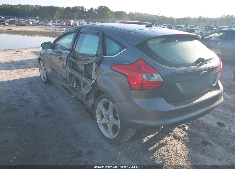 2012 FORD FOCUS TITANIUM VIN: 1FAHP3N20CL472573
