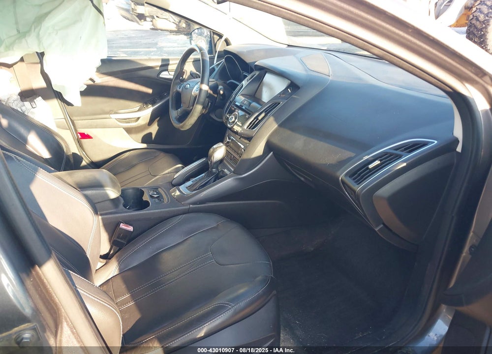 2012 FORD FOCUS TITANIUM VIN: 1FAHP3N20CL472573