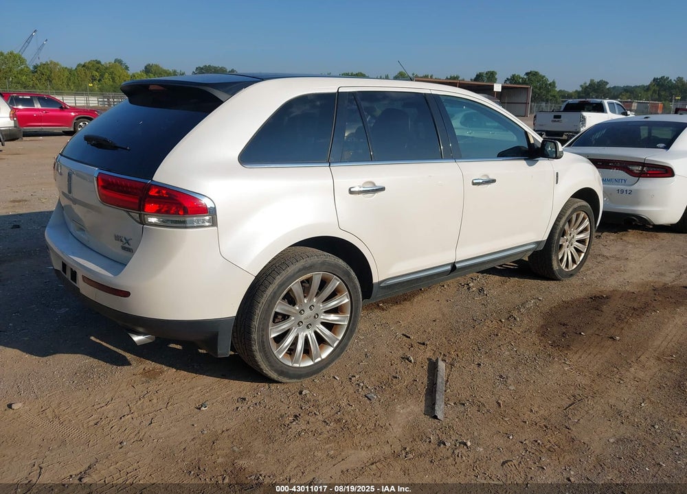 2013 LINCOLN MKX VIN: 2LMDJ8JKXDBL44288