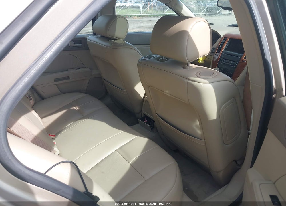 2006 CADILLAC STS V8 VIN: 1G6DC67A060130947