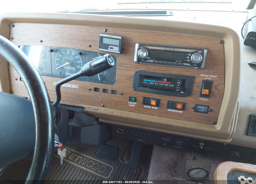 1994 FORD F530 SUPER DUTY VIN: 3FCMF53G2RJB00148