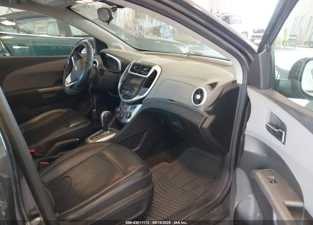 2019 CHEVROLET SONIC VIN: 1G1JF5SB9K4126330