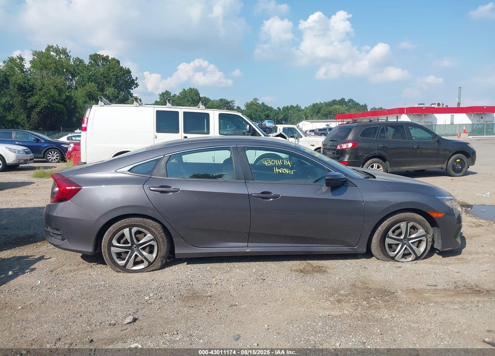 2018 HONDA CIVIC VIN: 2HGFC2F53JH587728