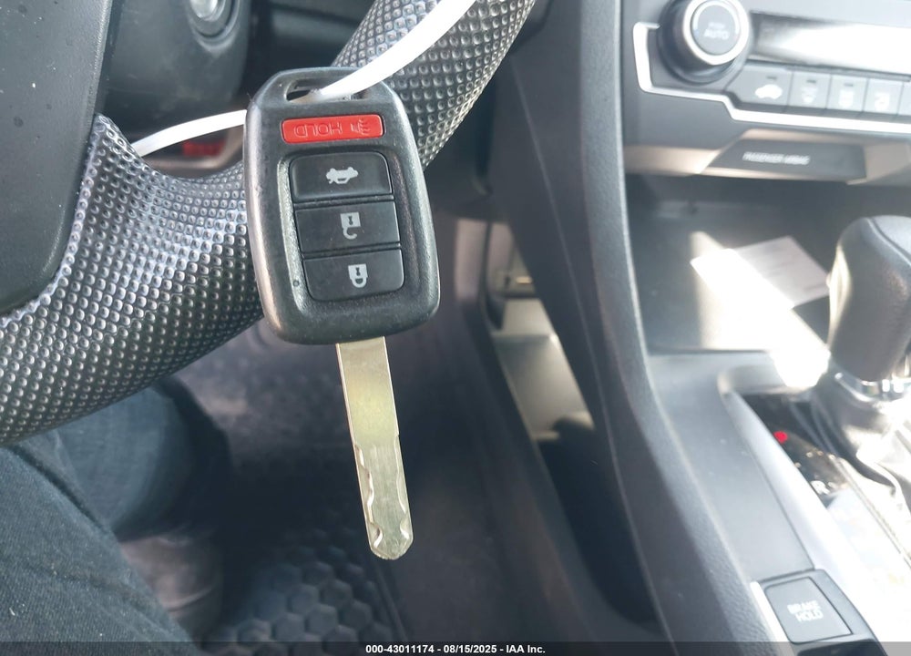 2018 HONDA CIVIC VIN: 2HGFC2F53JH587728