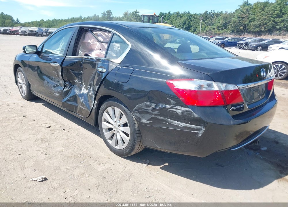 2013 HONDA ACCORD VIN: 1HGCR2F70DA062759