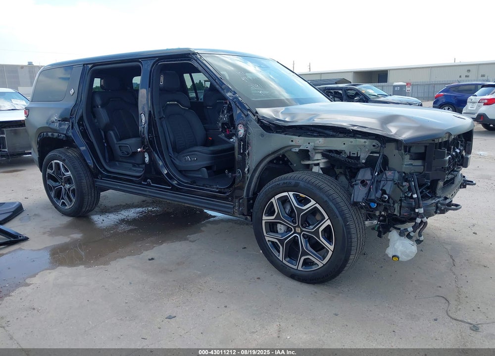 2025 RIVIAN R1S ADVENTURE DUAL MOTOR LARGE PACK/ADVENTURE DUAL MOTOR MAX PACK VIN: 7PDSGBBA7SN074729