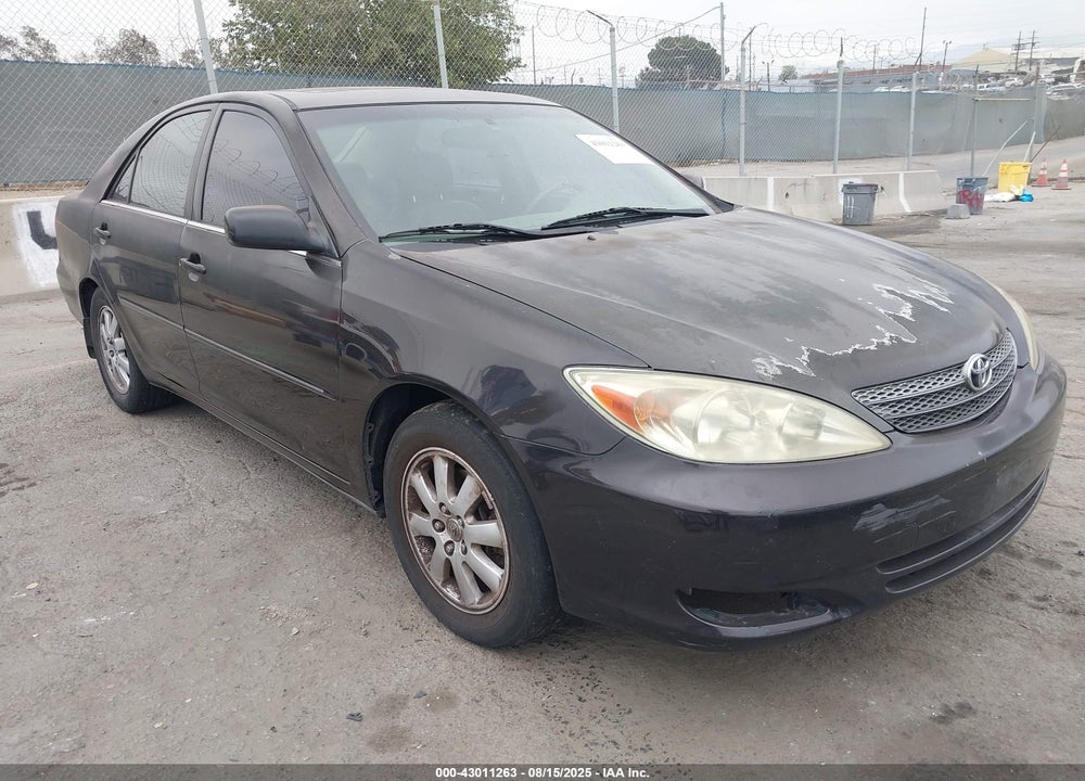2002 TOYOTA CAMRY XLE V6 VIN: JTDBF30K820021482
