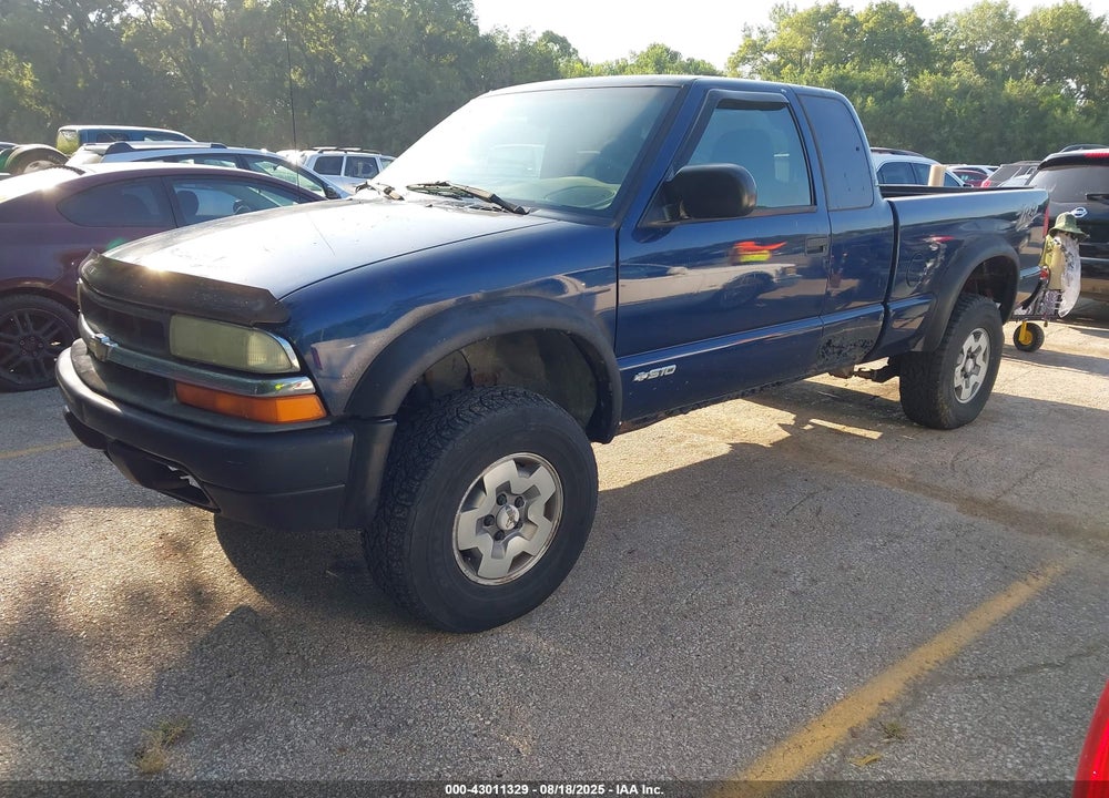2003 CHEVROLET S-10 LS VIN: 1GCCT19X938264737