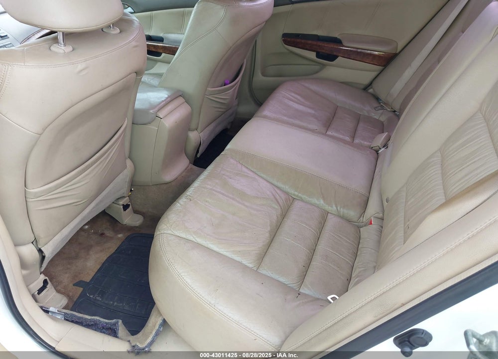 2009 HONDA ACCORD VIN: 1HGCP36899A017900
