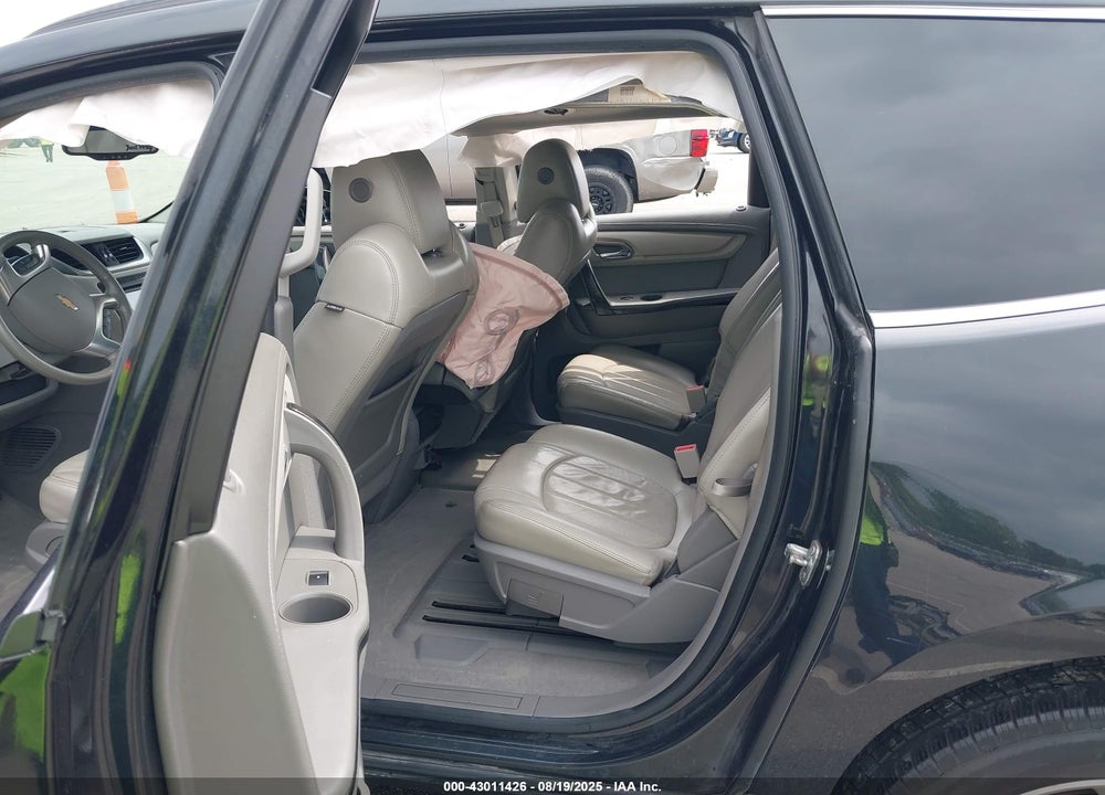2015 CHEVROLET TRAVERSE LTZ VIN: 1GNKVJKD2FJ270714
