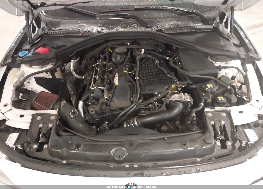 2018 BMW 3 SERIES VIN: WBA8B7C51JA576833