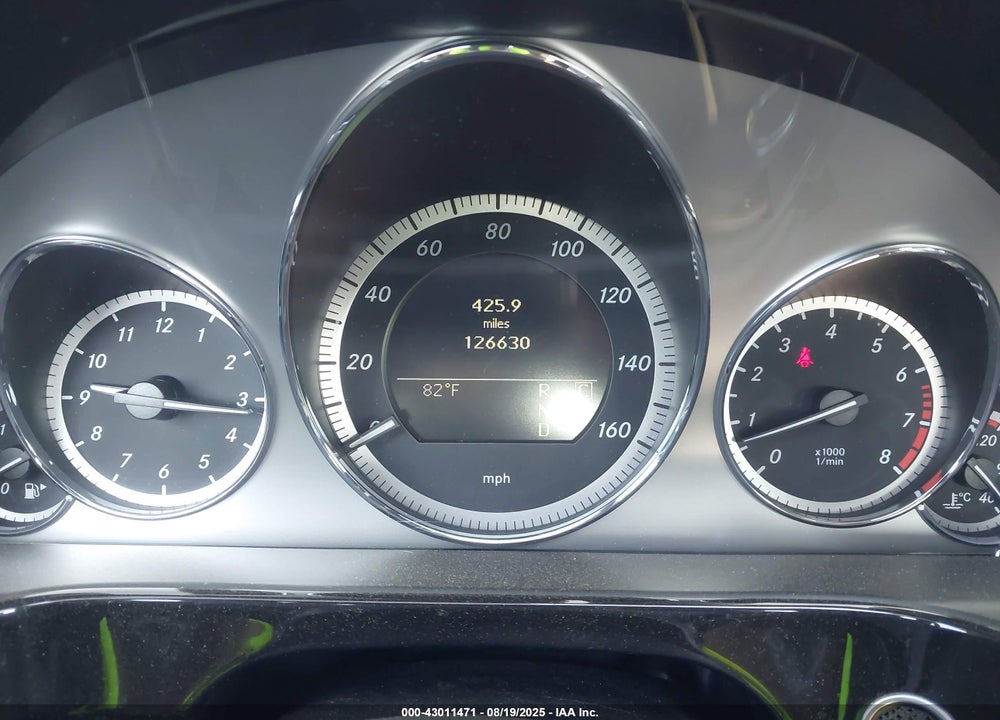 2010 MERCEDES-BENZ E-CLASS VIN: WDDHF8HB1AA070095