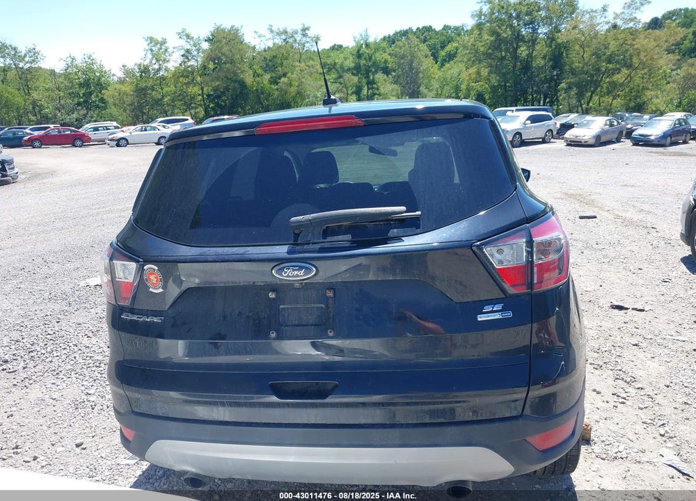 2017 FORD ESCAPE VIN: 1FMCU9G99HUD82636