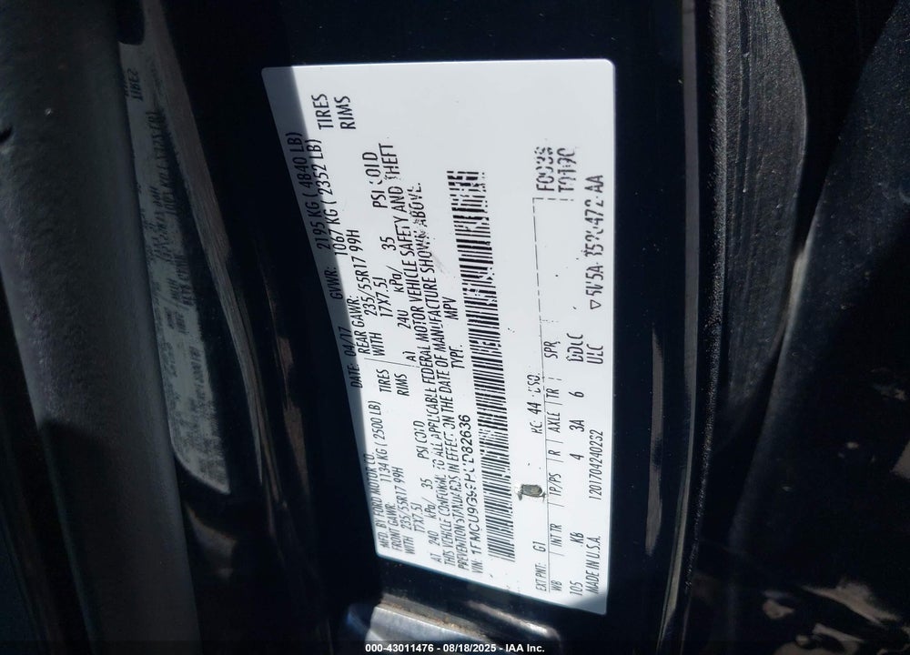 2017 FORD ESCAPE VIN: 1FMCU9G99HUD82636