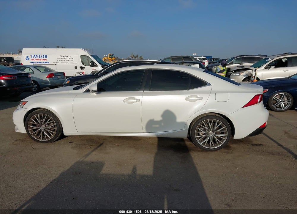 2014 LEXUS IS 250 VIN: JTHBF1D24E5038493