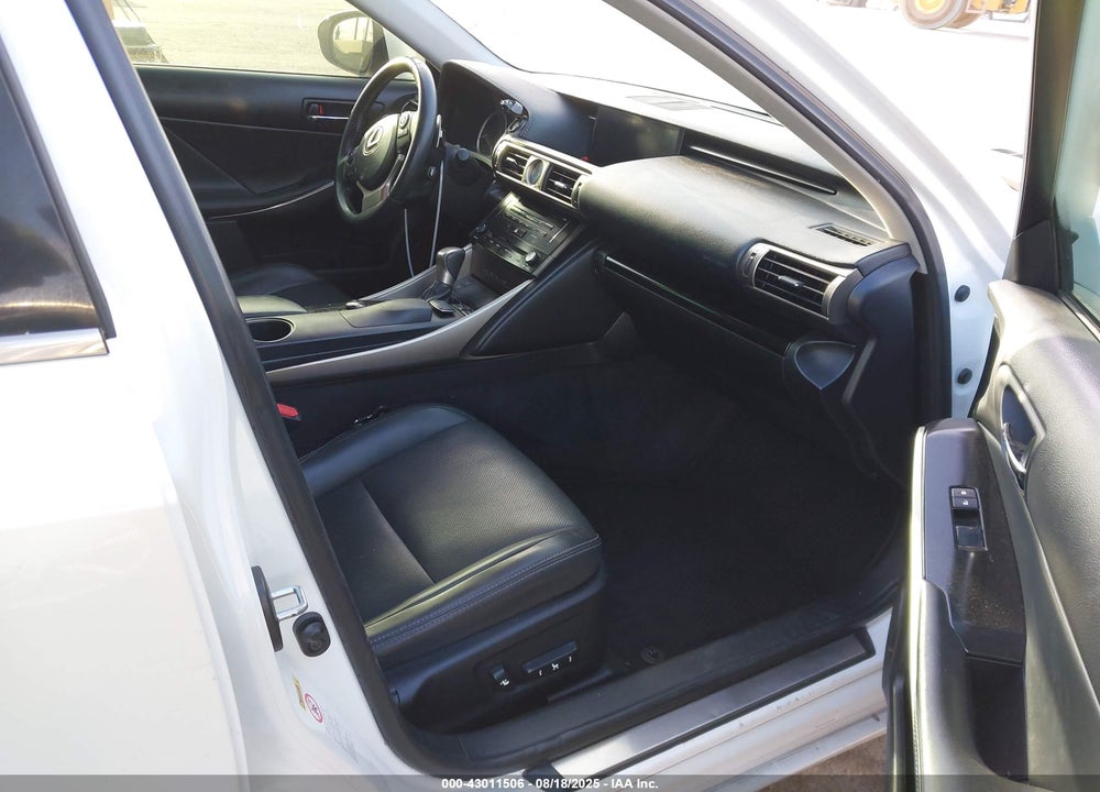 2014 LEXUS IS 250 VIN: JTHBF1D24E5038493