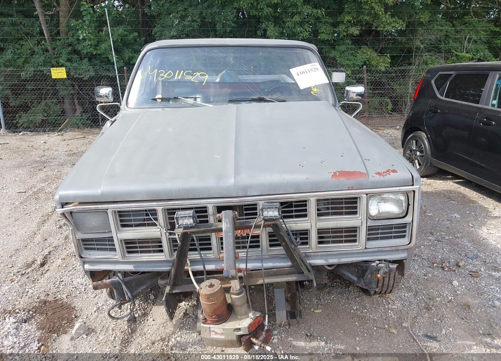 1987 CHEVROLET BLAZER V10 VIN: 1GNEV18H5HF107357