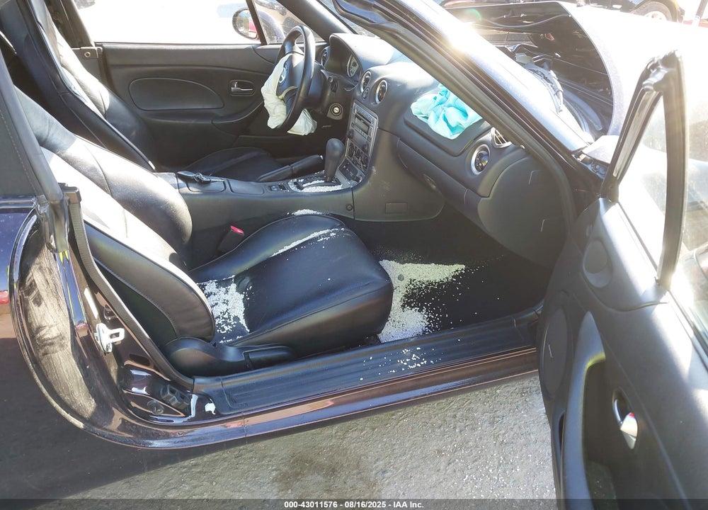 2004 MAZDA MX-5 MIATA LS VIN: JM1NB353740408716