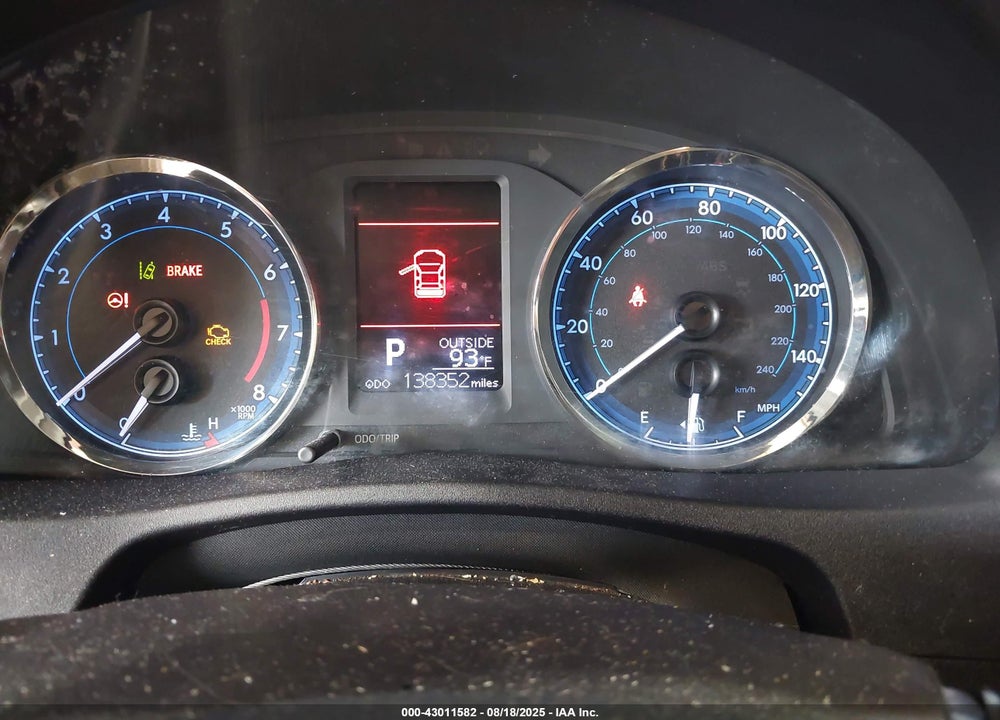 2019 TOYOTA COROLLA LE VIN: 2T1BURHE7KC158443