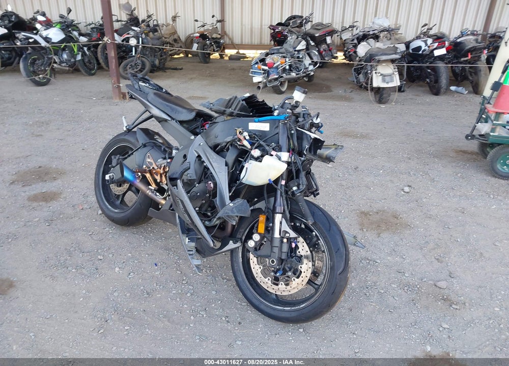 2016 YAMAHA YZFR6 C VIN: JYARJ16YXGA011482