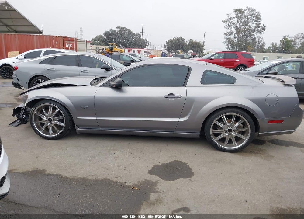 2006 FORD MUSTANG GT VIN: 1ZVFT82H565210430