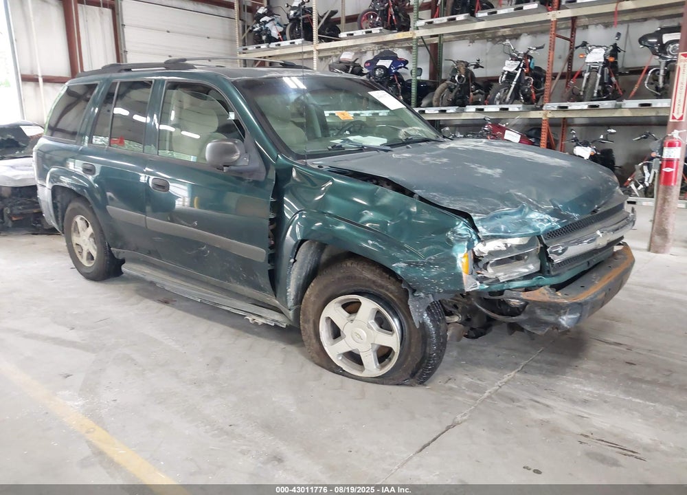 2005 CHEVROLET TRAILBLAZER LS VIN: 1GNDS13S352172122
