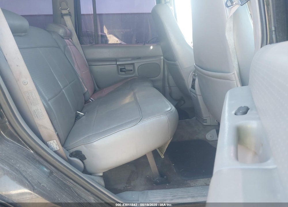 1997 FORD EXPLORER EDDIE BAUER/LIMITED/XL/XLT VIN: 1FMDU34X5VZA45769