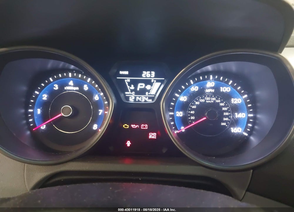 2016 HYUNDAI ELANTRA VIN: 5NPDH4AE3GH683451