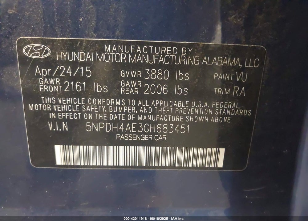2016 HYUNDAI ELANTRA VIN: 5NPDH4AE3GH683451