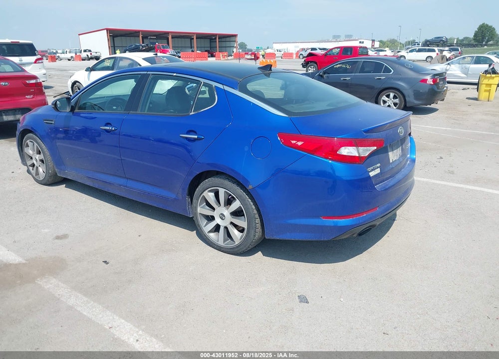 2012 KIA OPTIMA VIN: 5XXGR4A65CG020228