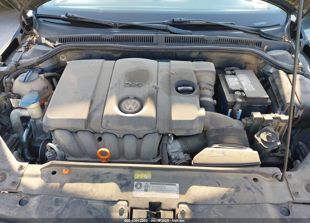 2011 VOLKSWAGEN JETTA VIN: 3VWDX7AJ8BM354813
