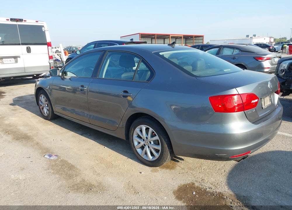 2011 VOLKSWAGEN JETTA VIN: 3VWDX7AJ8BM354813