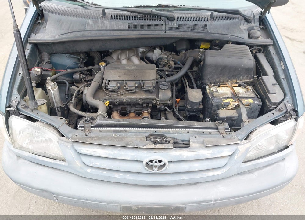 2000 TOYOTA SIENNA LE VIN: 4T3ZF13C6YU210921