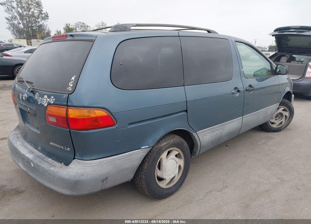 2000 TOYOTA SIENNA LE VIN: 4T3ZF13C6YU210921