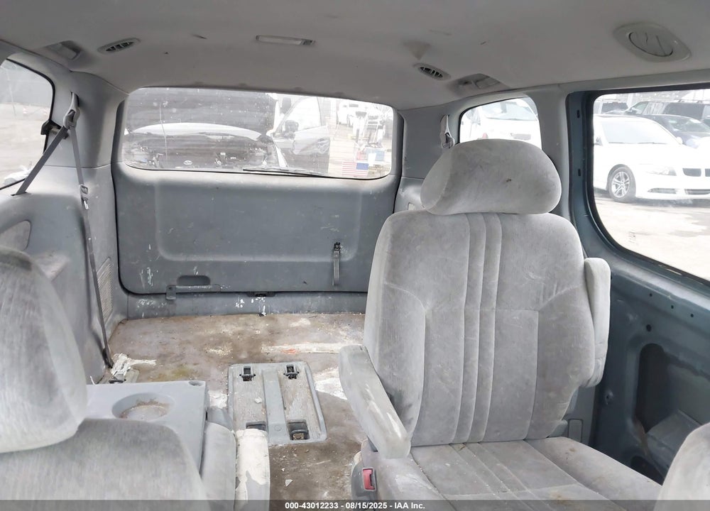 2000 TOYOTA SIENNA LE VIN: 4T3ZF13C6YU210921