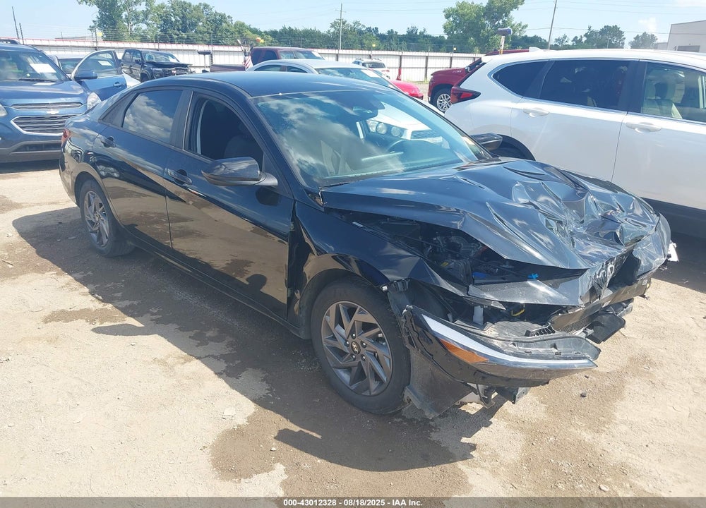 2024 HYUNDAI ELANTRA SEL VIN: KMHLM4DG6RU682609