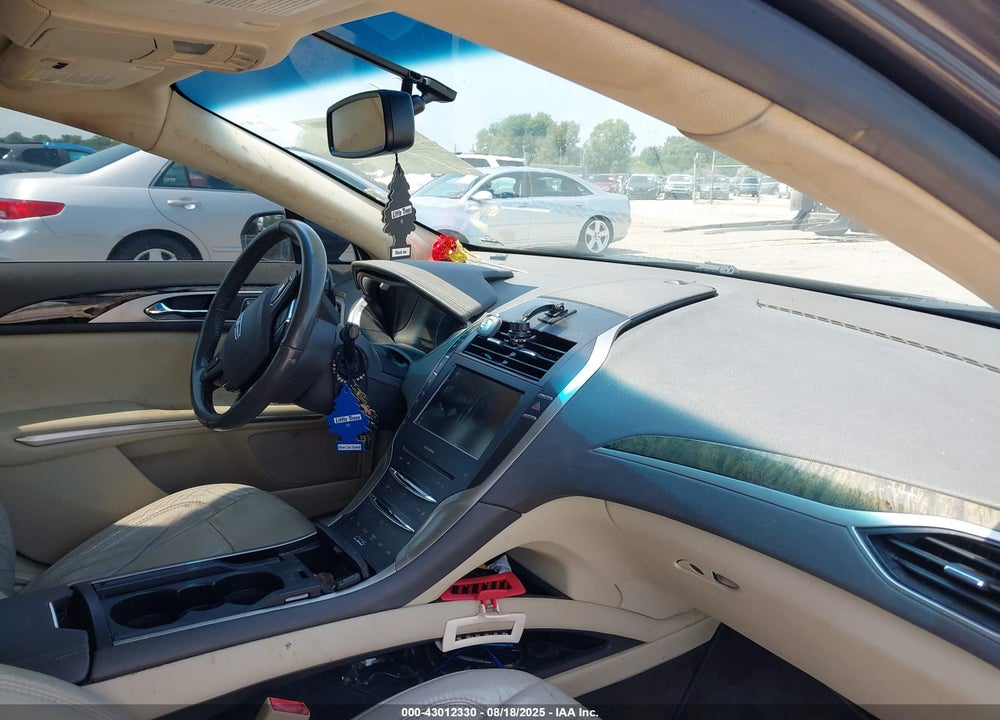 2014 LINCOLN MKZ VIN: 3LN6L2G98ER835610