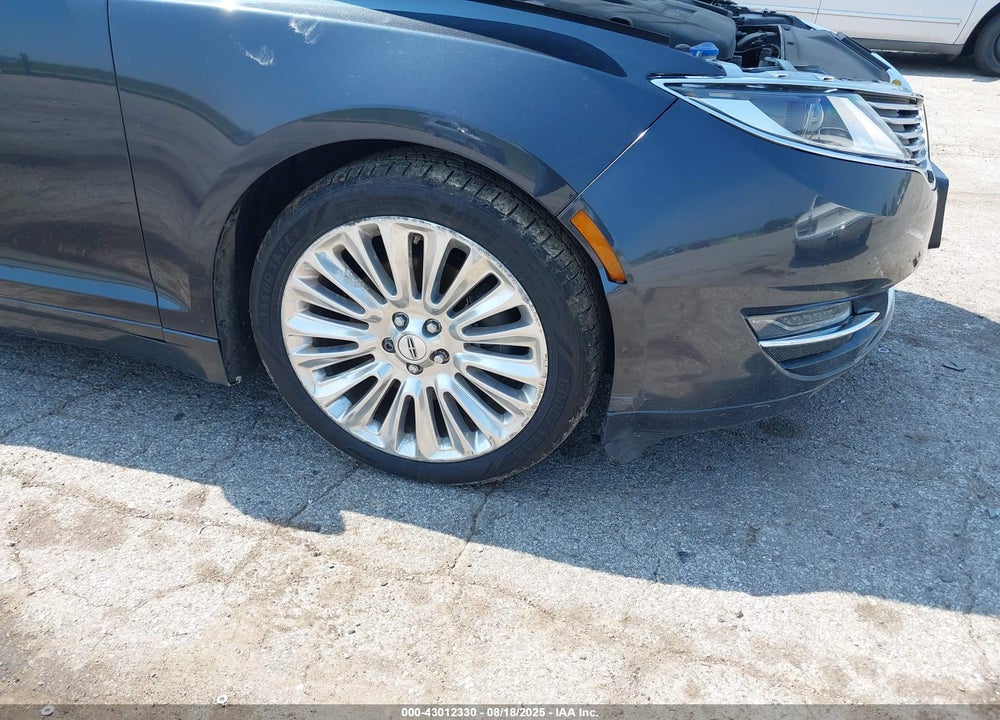 2014 LINCOLN MKZ VIN: 3LN6L2G98ER835610