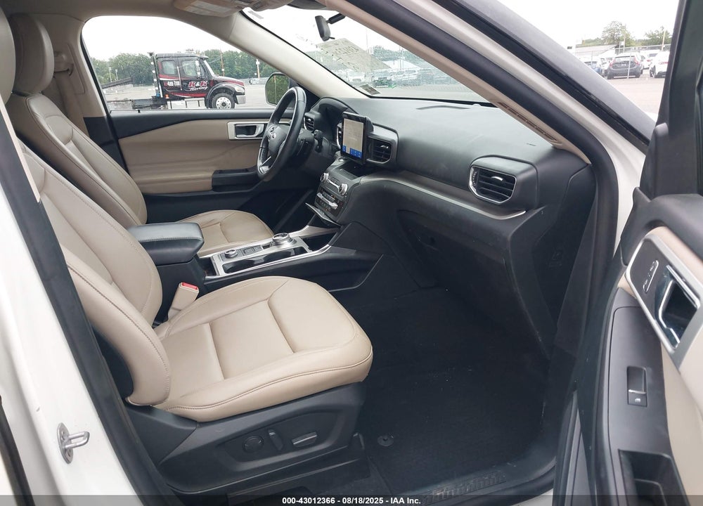 2020 FORD EXPLORER XLT VIN: 1FMSK8DH9LGA75613